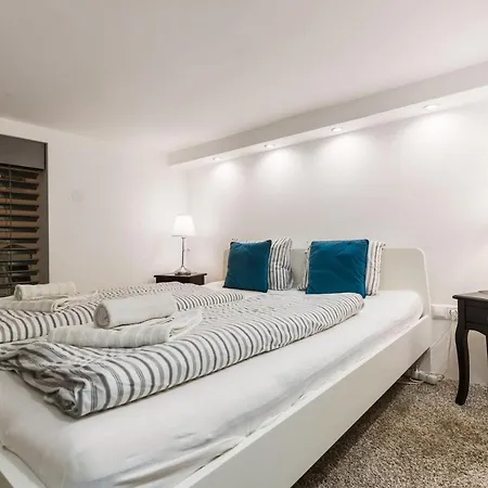 Апартаменты Z38 Downtown Loft *