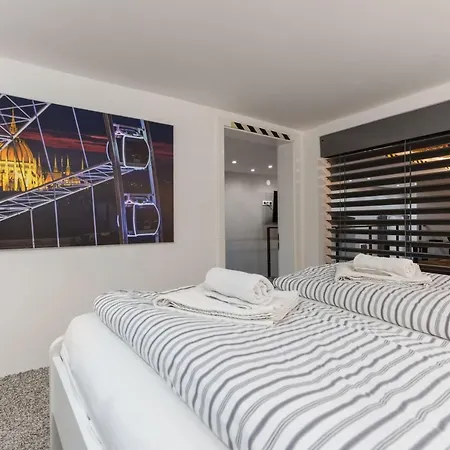 Apartment Z38 Downtown Loft